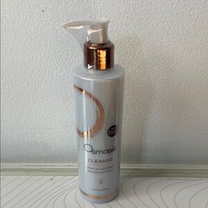 Osmosis CLENSE Exfoliating Cleanser for Radiant Skin gentle cleanser 200 ml 6.7